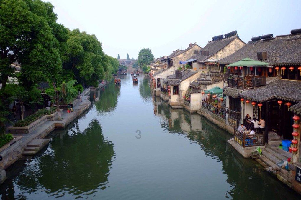 面对越南主帅的挑衅,国足主帅李铁是如何回应的?—你问我答|有问必答平台